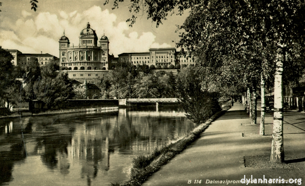 image: Postcard: B 114 Dalmazipromenade mit Bundeshaus [[ The Swiss Houses of Parliament. ]]