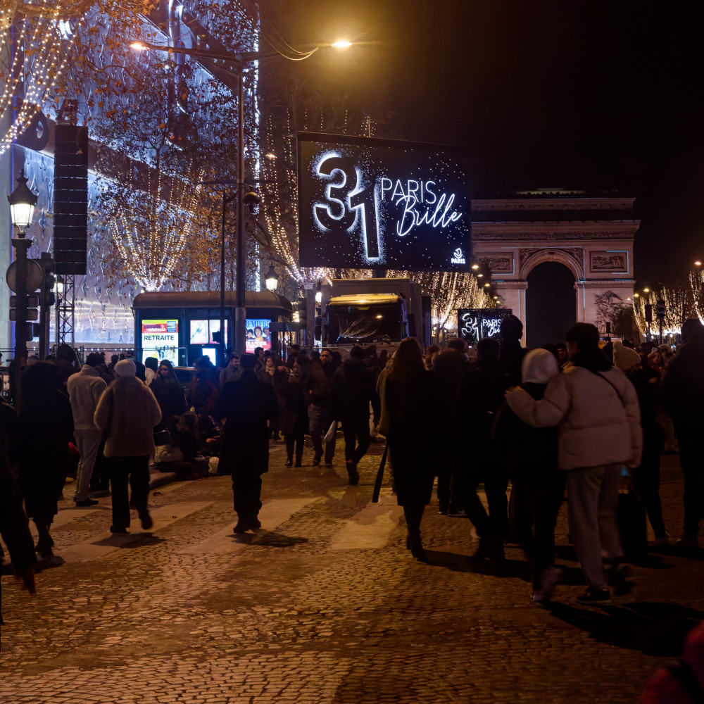 image: This is &lsquo;paris (xxiii) 6&rsquo;.