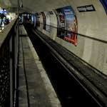 image: Image from the photoset ‘metro (iii)’.