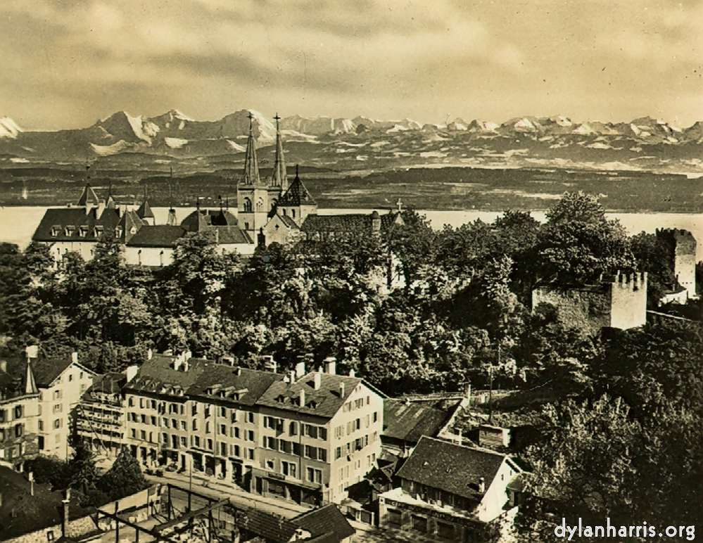 Postcard [[ The Castle, the Collegiate Church & the Alps. ]]