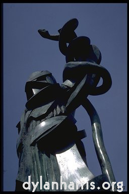 image: Heir ist ‘yorkshire sculpture park (iv) 4’.